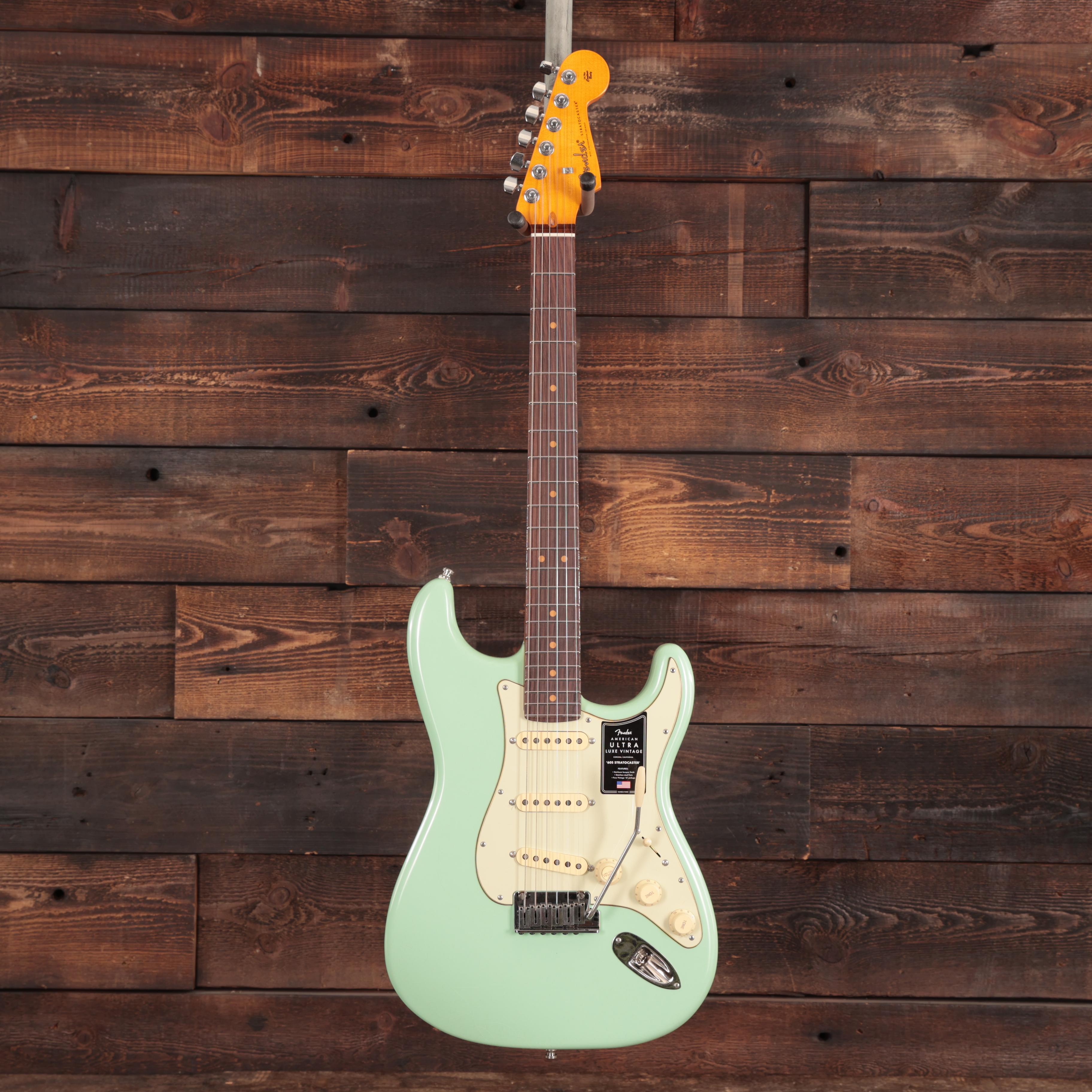 Fender American Ultra Luxe Vintage '60s Stratocaster in Surf Green